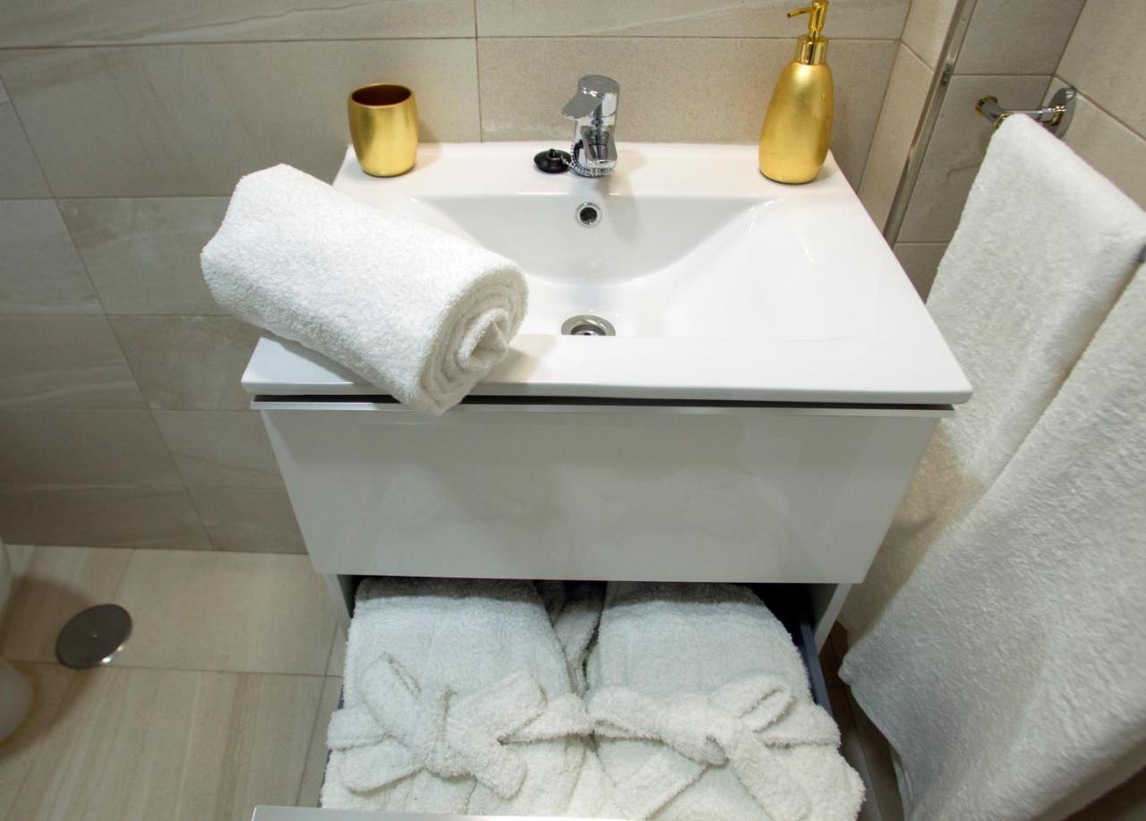 Panther Home Luxury Dreams Sevilla Esterno foto